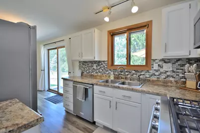 N160W19520  Clover Ln, Jackson, WI 53037 - Photo 7