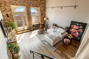 191 N Broadway, Milwaukee, WI 53202 - Photo 5