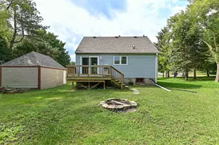 11810 W Howard Ave, Greenfield, WI 53228 - Photo 33
