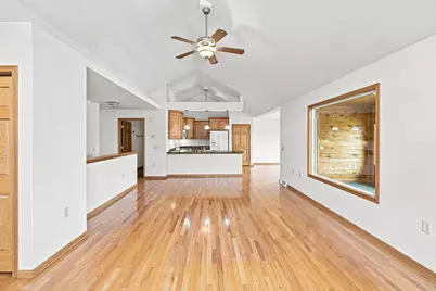 118  Summit Ct #2601, Columbus, WI 53925 - Photo 5