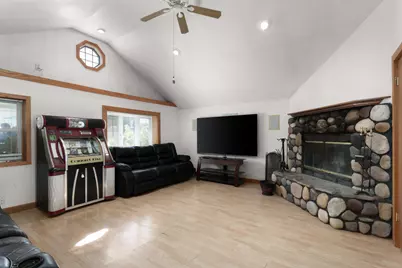 128 S Nebraska St, Horicon, WI 53032 - Photo 21