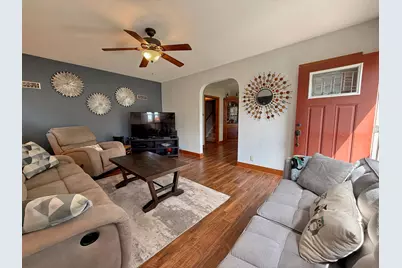 602 E College Ave, Waukesha, WI 53186 - Photo 5