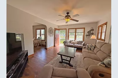 602 E College Ave, Waukesha, WI 53186 - Photo 7