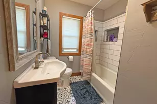 602 E College Ave, Waukesha, WI 53186 - Photo 13