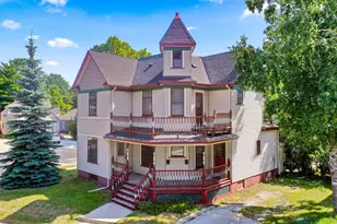 635 N Water St, Manitowoc, WI 54220 - Photo 1