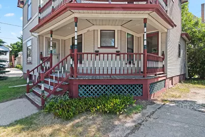 635 N Water St, Manitowoc, WI 54220 - Photo 5