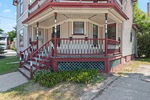 635 N Water St, Manitowoc, WI 54220 - Photo 5