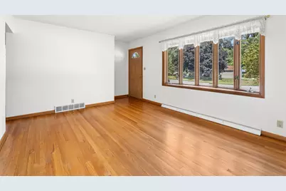 3707  Brooklawn Cir, South Milwaukee, WI 53172 - Photo 23
