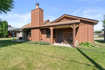 3707  Brooklawn Cir, South Milwaukee, WI 53172 - Photo 37