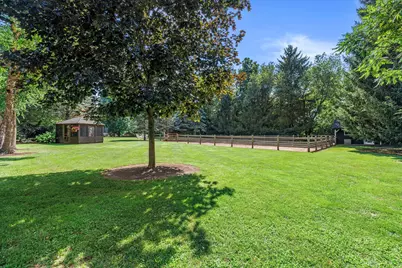 8950  371st Ave, Randall, WI 53181 - Photo 11