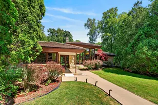 7030 N Lake Dr, Fox Point, WI 53217 - Photo 3