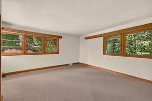 7030 N Lake Dr, Fox Point, WI 53217 - Photo 33