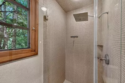 7030 N Lake Dr, Fox Point, WI 53217 - Photo 39
