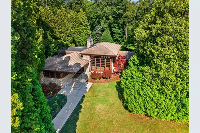 7030 N Lake Dr, Fox Point, WI 53217 - Photo 47