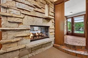 7030 N Lake Dr, Fox Point, WI 53217 - Photo 27
