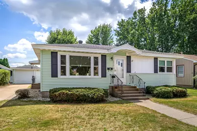 2218  Weston St, La Crosse, WI 54601 - Photo 1