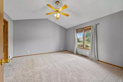 519  Danielson Dr, Darien, WI 53114 - Photo 15
