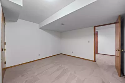 519  Danielson Dr, Darien, WI 53114 - Photo 39