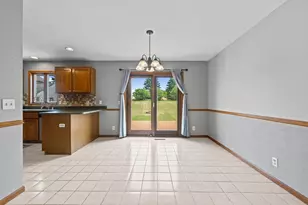 519 Danielson Dr, Darien, WI 53114 - Photo 9
