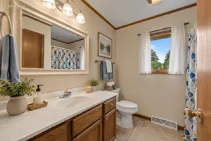 519 Danielson Dr, Darien, WI 53114 - Photo 23
