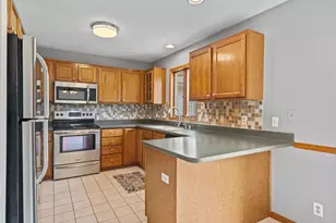 519 Danielson Dr, Darien, WI 53114 - Photo 11