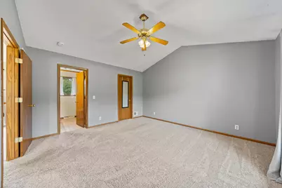 519  Danielson Dr, Darien, WI 53114 - Photo 17