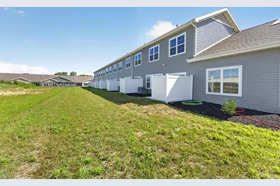 1675  Reigle Dr #1, Kewaskum, WI 53040 - Photo 13