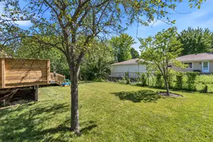 2925 Cherry Tree Ct, Racine, WI 53402 - Photo 29