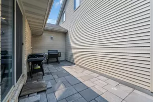 341 Dardis Dr, Burlington, WI 53105 - Photo 37