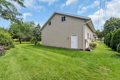 341  Dardis Dr, Burlington, WI 53105 - Photo 41