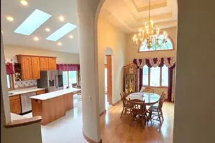 417 Larkspur Ln, Onalaska, WI 54650 - Photo 9