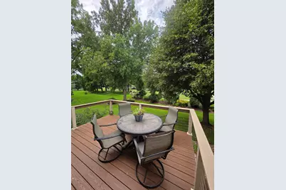 417  Larkspur Ln, Onalaska, WI 54650 - Photo 5