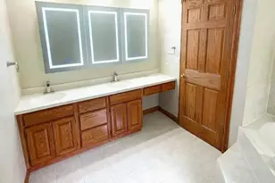 417 Larkspur Ln, Onalaska, WI 54650 - Photo 23