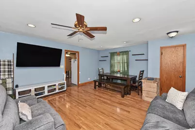 8714 W Hayes Ave, West Allis, WI 53227 - Photo 5