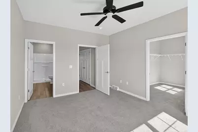 1675  Reigle Dr #5, Kewaskum, WI 53040 - Photo 9