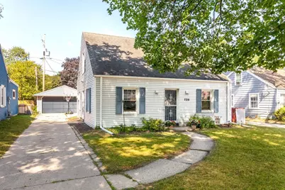 735 N 112th St, Wauwatosa, WI 53226 - Photo 1