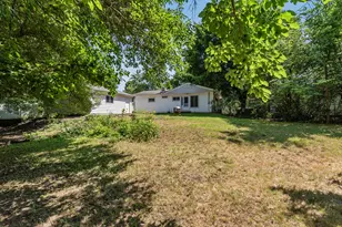 434 Harrison Ave, Waukesha, WI 53186 - Photo 33