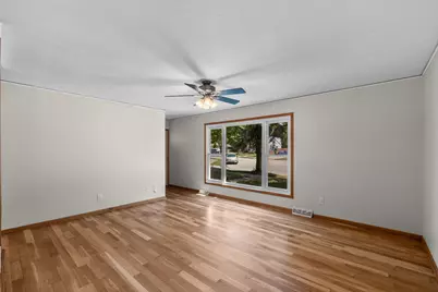 434  Harrison Ave, Waukesha, WI 53186 - Photo 11