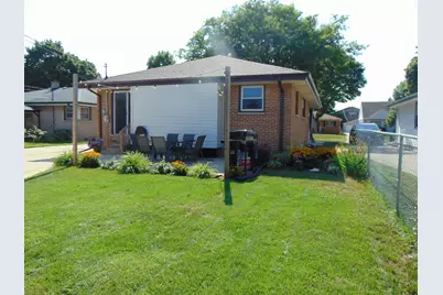2630 S 94th St, West Allis, WI 53227 - Photo 31