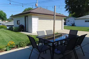 2630 S 94th St, West Allis, WI 53227 - Photo 37