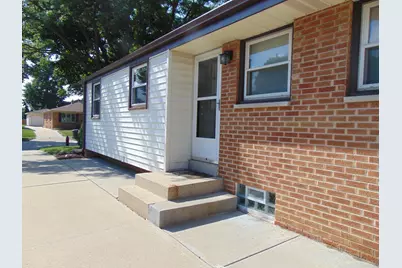 2630 S 94th St, West Allis, WI 53227 - Photo 39