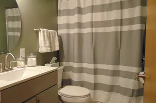 2630 S 94th St, West Allis, WI 53227 - Photo 19