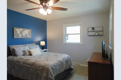 2630 S 94th St, West Allis, WI 53227 - Photo 17