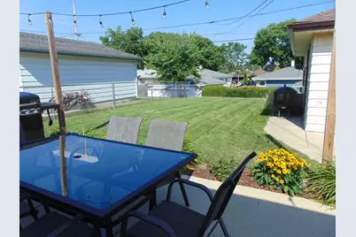 2630 S 94th St, West Allis, WI 53227 - Photo 35