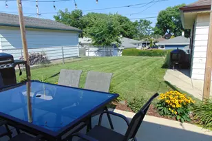 2630 S 94th St, West Allis, WI 53227 - Photo 35