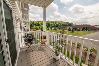 715  Canterberry Ct #212, West Bend, WI 53090 - Photo 3