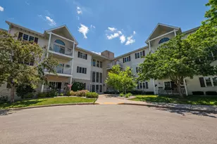 715 Canterberry Ct, West Bend, WI 53090 - Photo 41