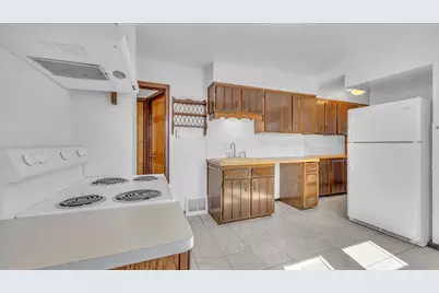 2316  Main Ave, Sheboygan, WI 53083 - Photo 11