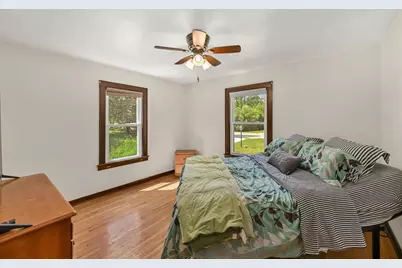 136 N 123rd St, Wauwatosa, WI 53226 - Photo 17