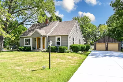 136 N 123rd St, Wauwatosa, WI 53226 - Photo 1